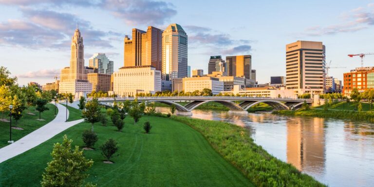 skyline of columbus, oh to represent addiction recovery resources in the city