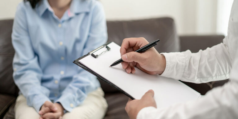 person enrolling in treatment after finding a suboxone clinic in plymouth ma